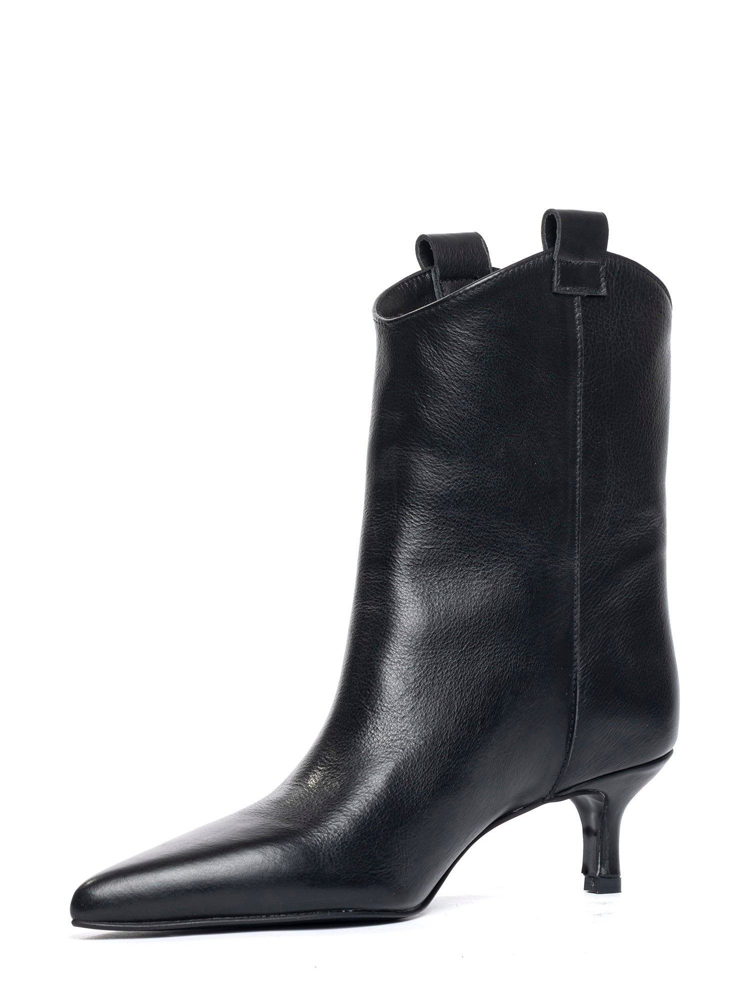Charlotte Tronchetti in vitello nero
