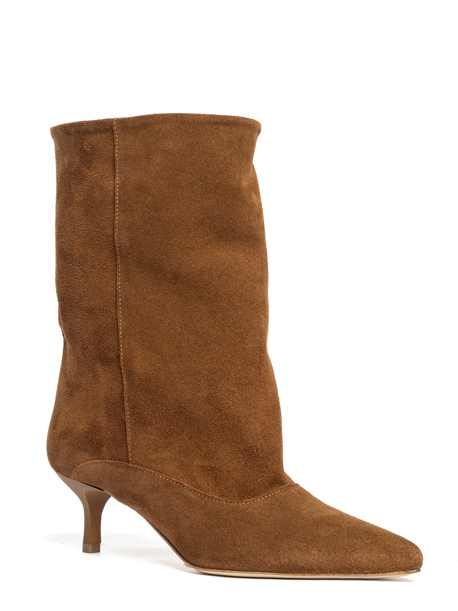 Dana Tronchetti in camoscio arabica