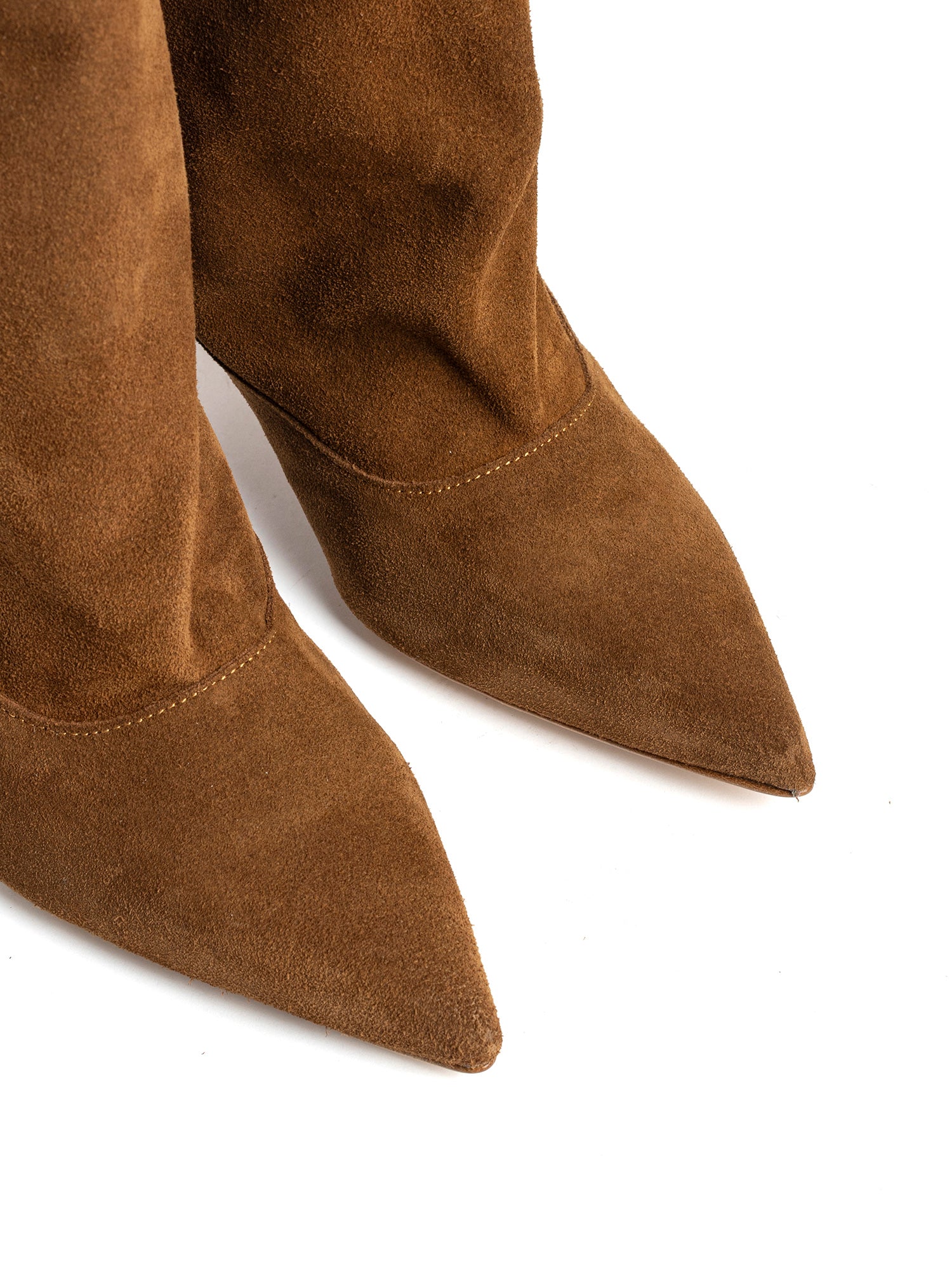 Dana Tronchetti in camoscio arabica