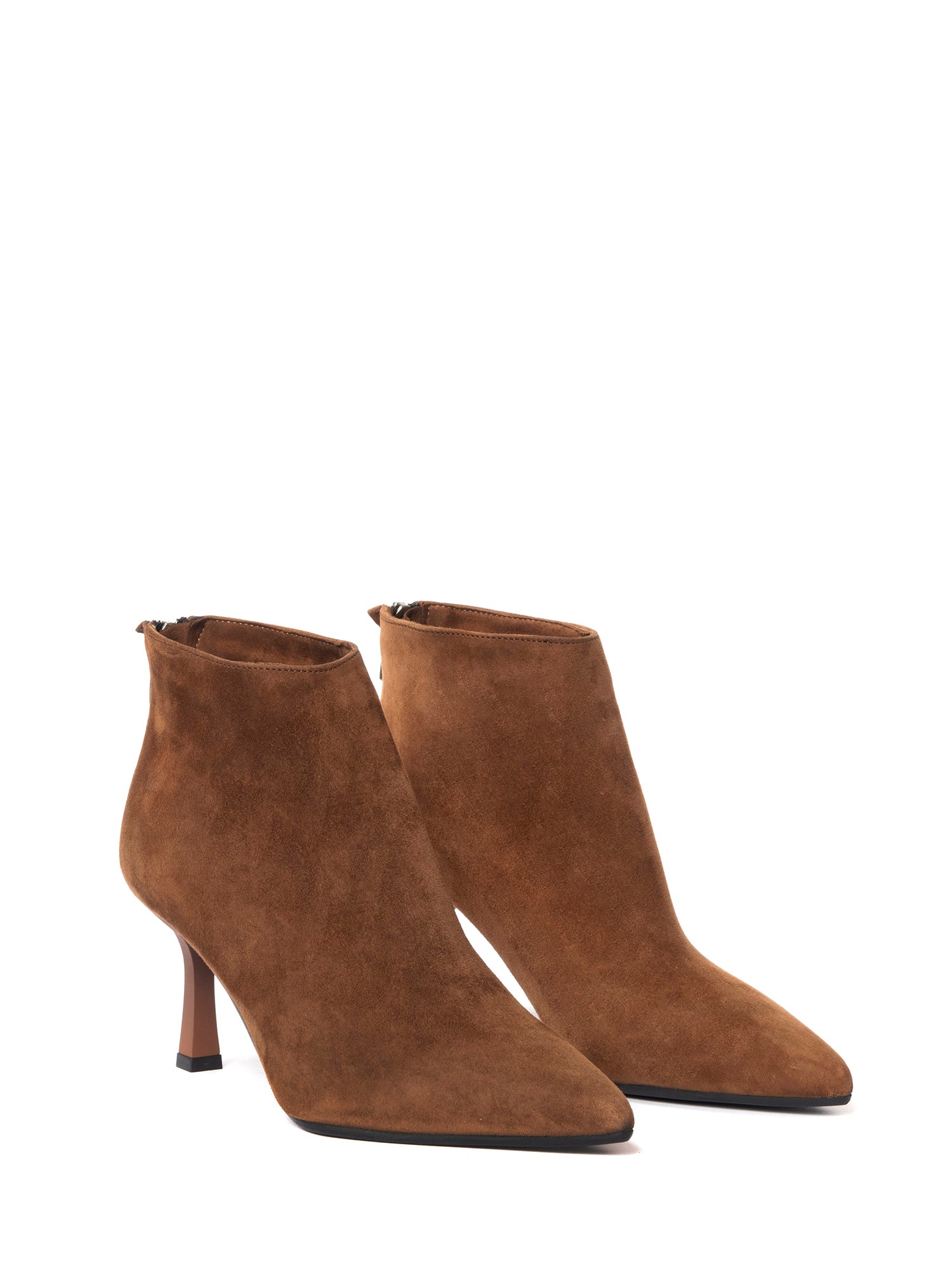 Elise Tronchetti in camoscio cuoio