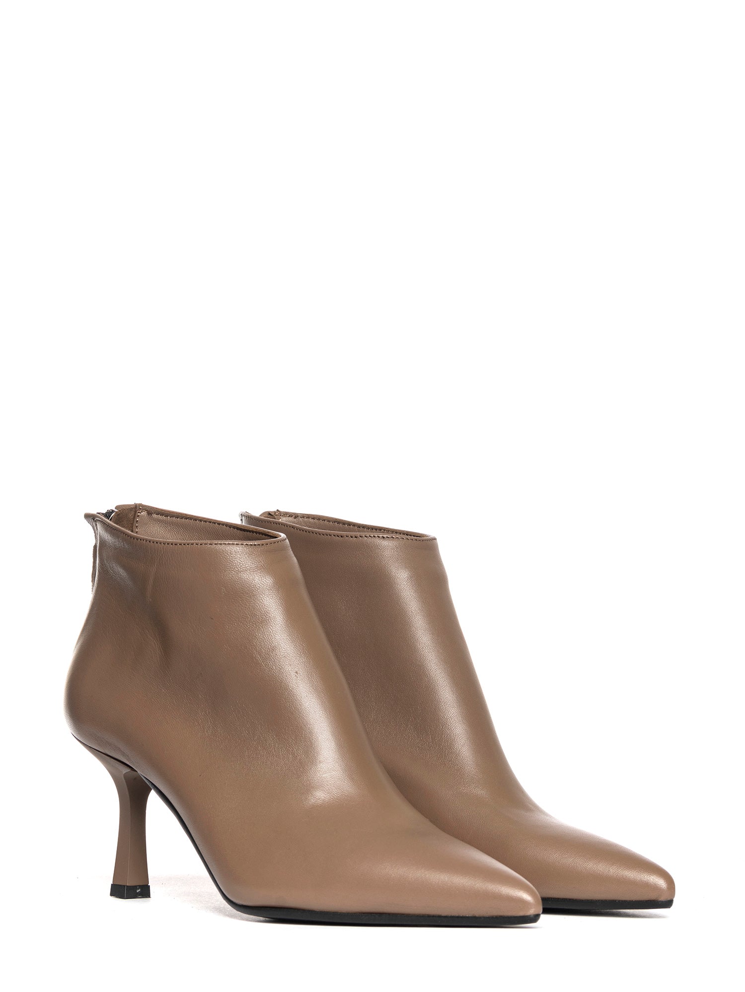 Elise Tronchetti in nappa acero