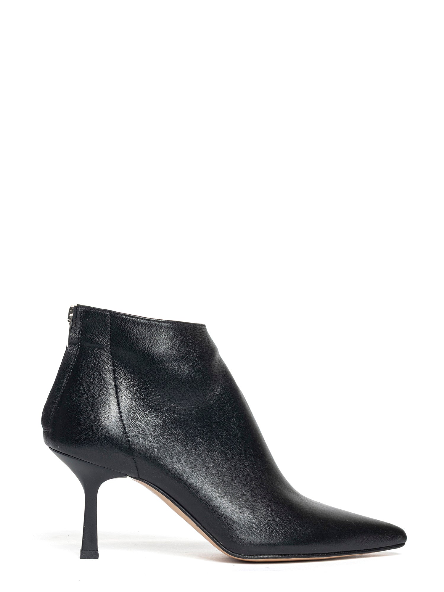 Elise Tronchetti in nappa nero