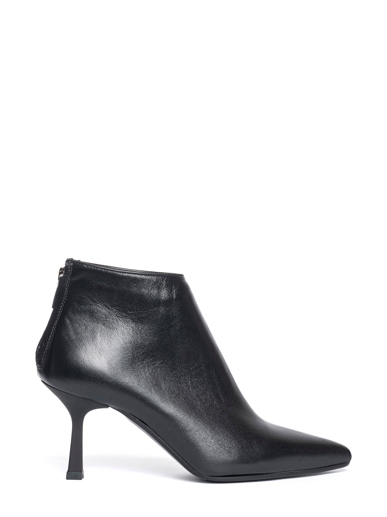 Elise Tronchetti in nappa nero
