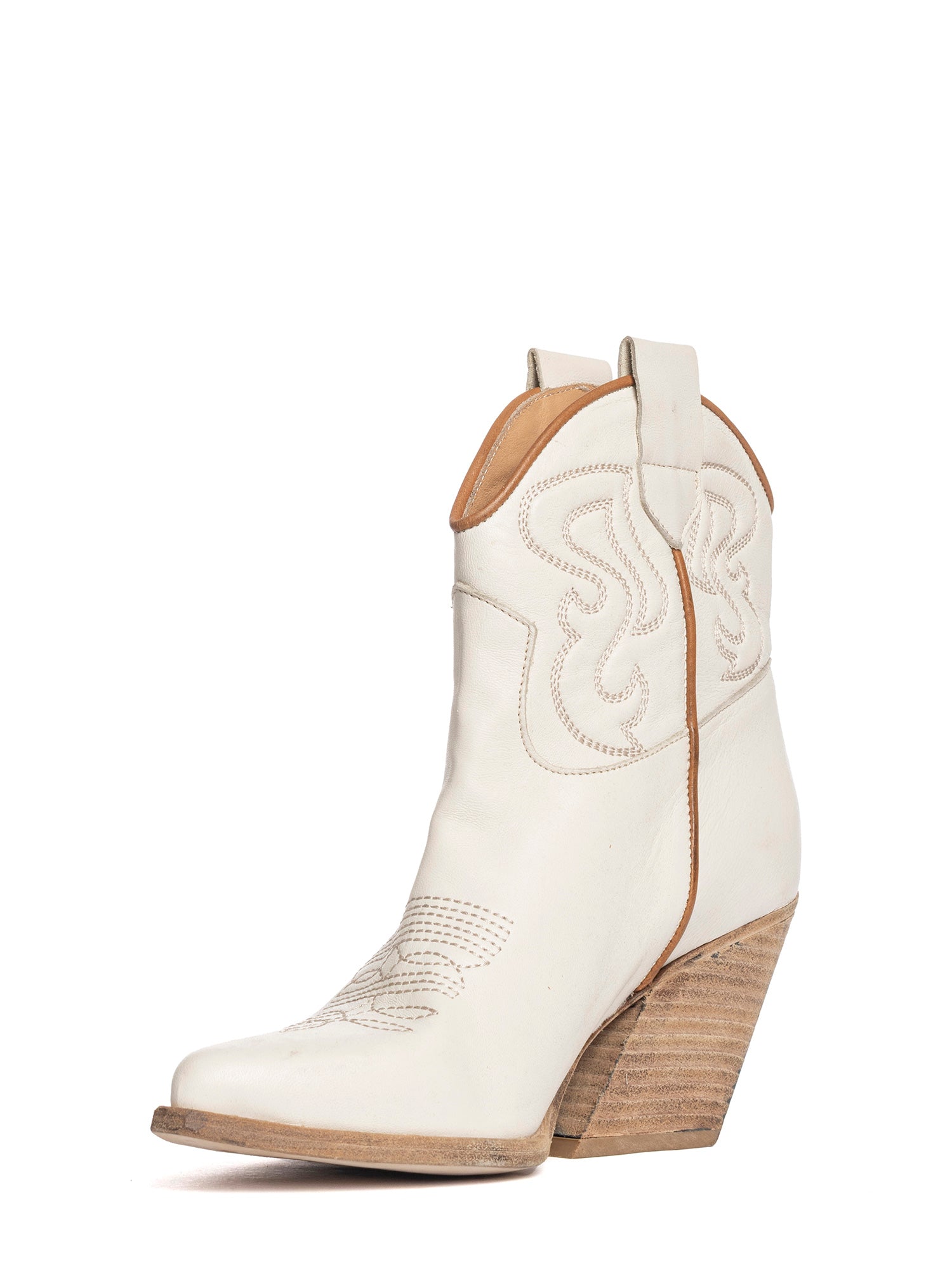 India Tronchetti texani in vitello latte