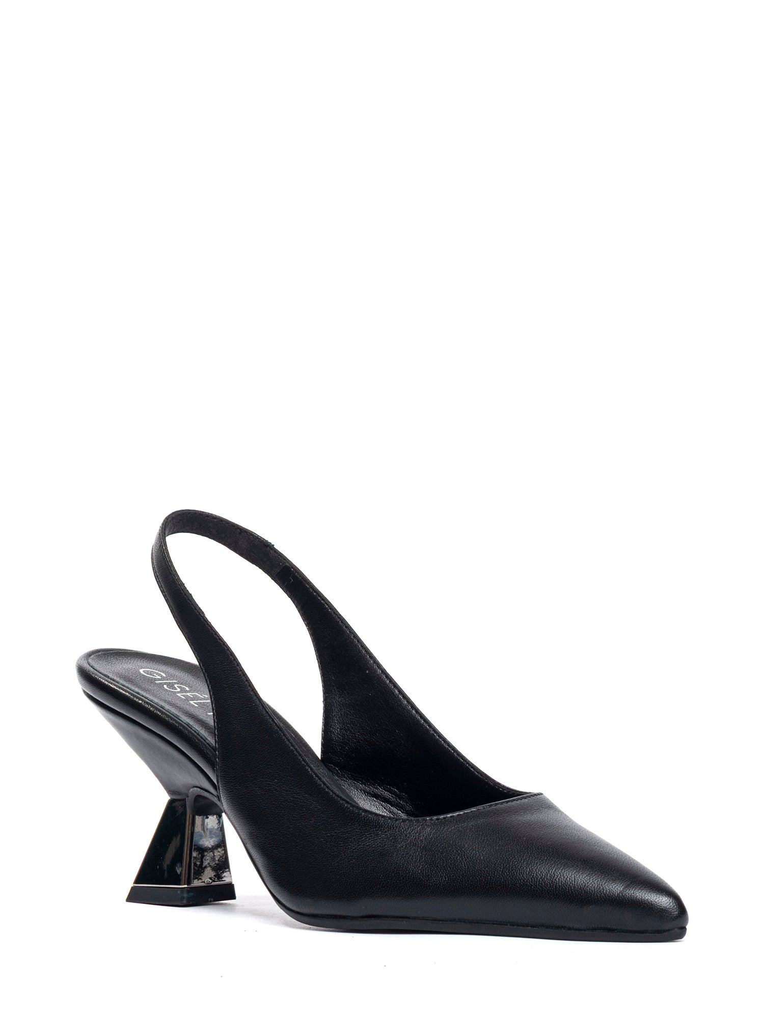 Lia Chanel in nappa nero
