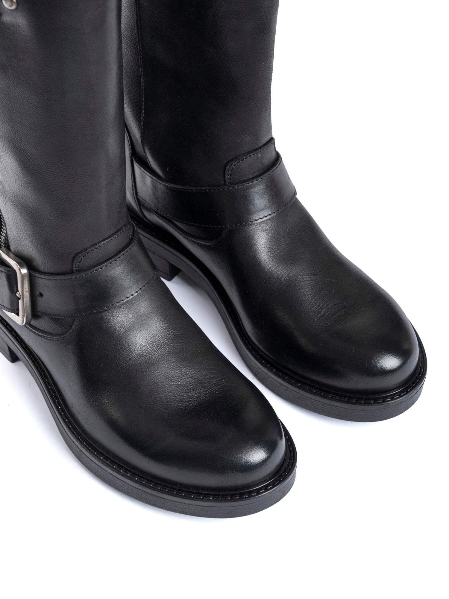 Loren Biker in vitello nero