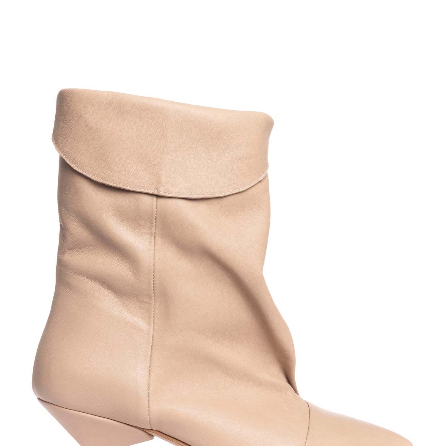 Miriam Tronchetti in nappa cappuccino