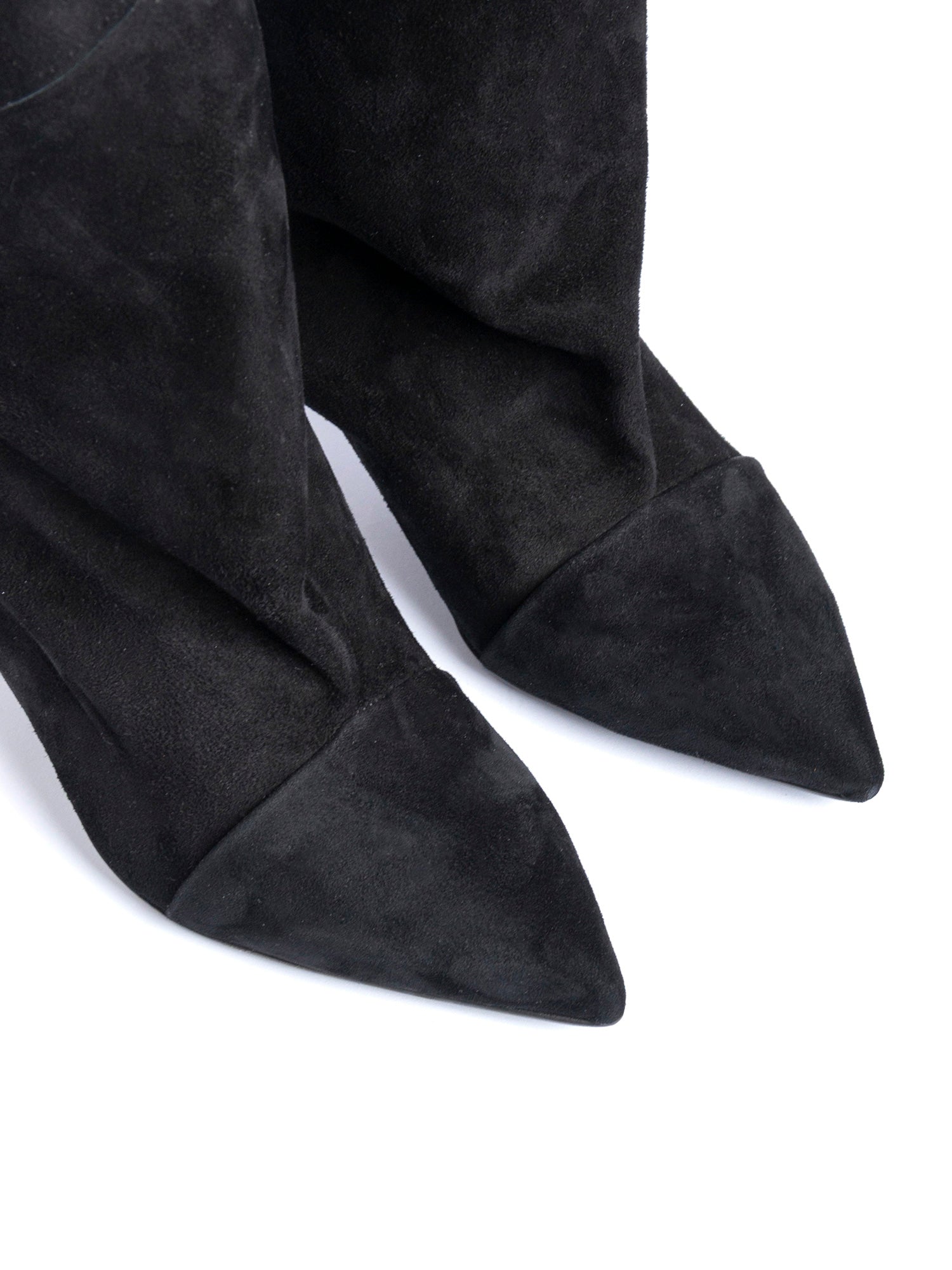 New Ariana Tronchetti in camoscio nero